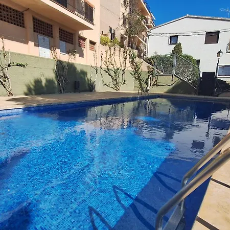 Apartment La Font Lovely Lestartit 400 Meter From The