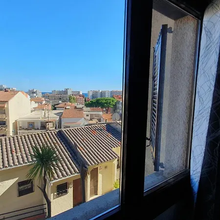 Apartment La Font Lovely Lestartit 400 Meter From The