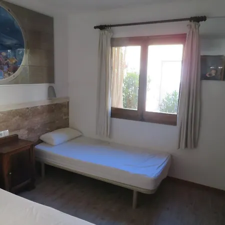 Apartment La Font Lovely Lestartit 400 Meter From The